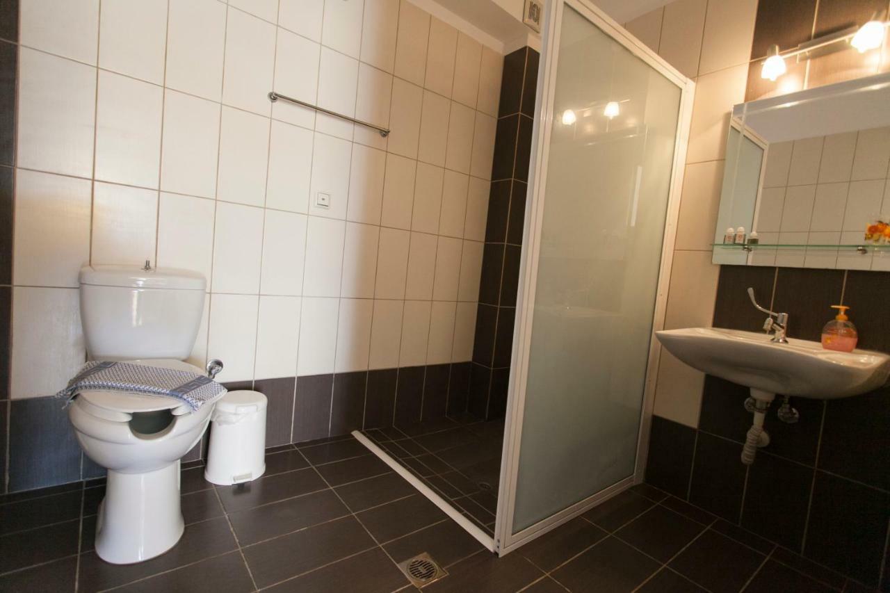 Siarbas Hotel Паралия Враху Екстериор снимка