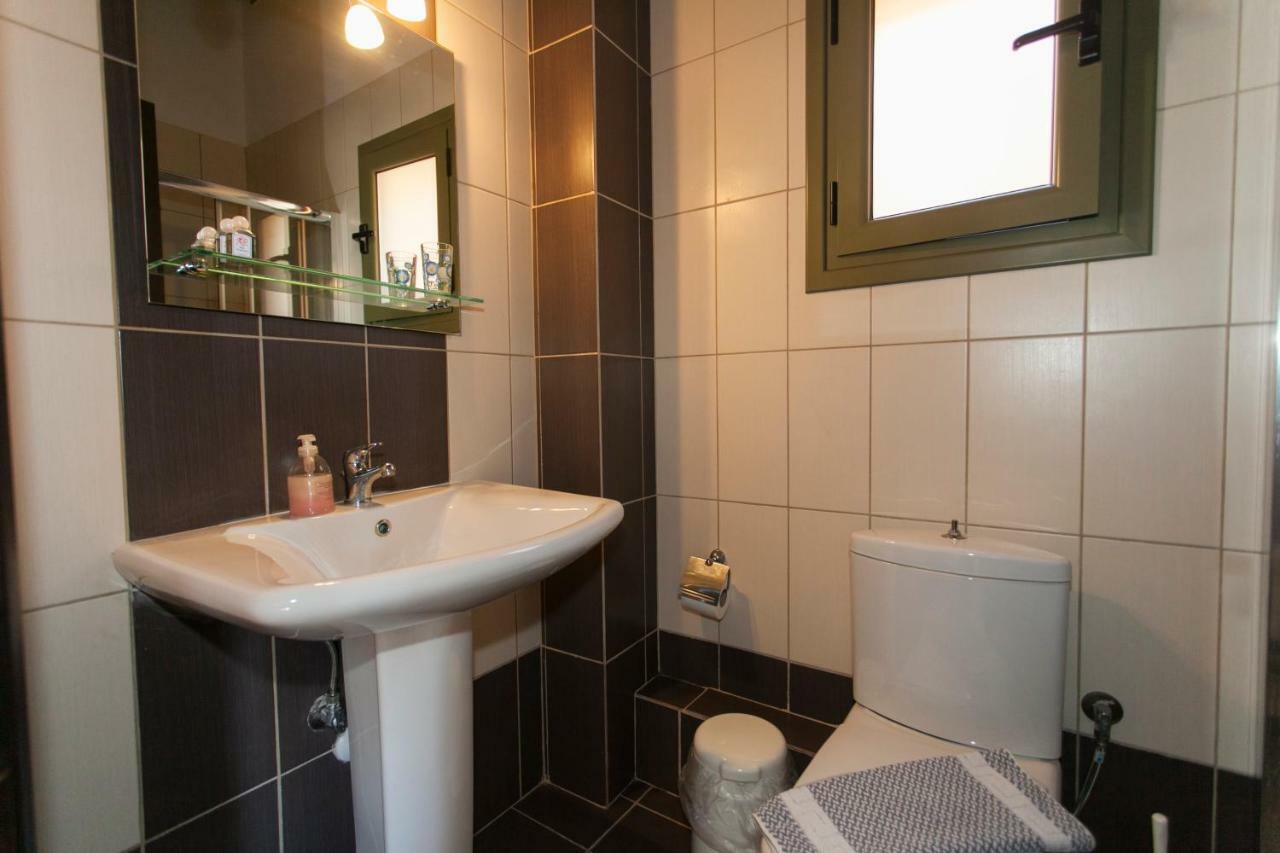 Siarbas Hotel Паралия Враху Екстериор снимка